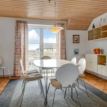 With Wood-burning Stove By The Sea - Sj760 * Harboør
